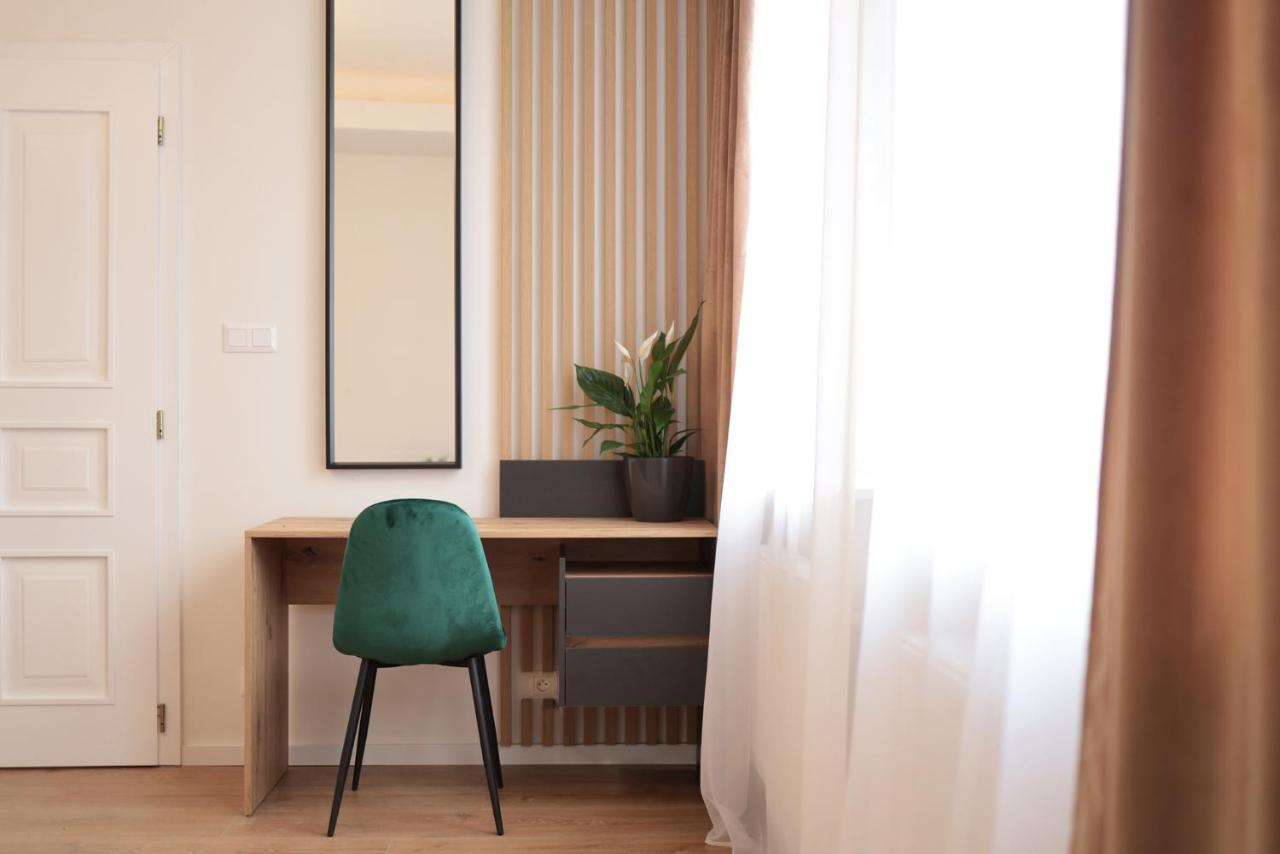 Beautiful And Stylish 2 Bedroom Apartment In The City Center And In The Pedestrian Zone Bratislava Exterior photo